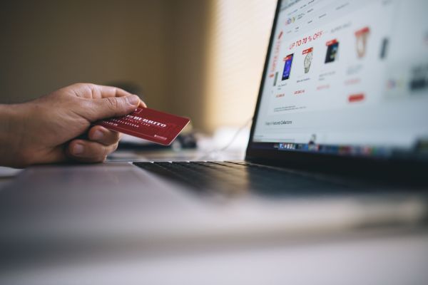 Optimisez votre boutique avec notre agence Shopify sur mesure.