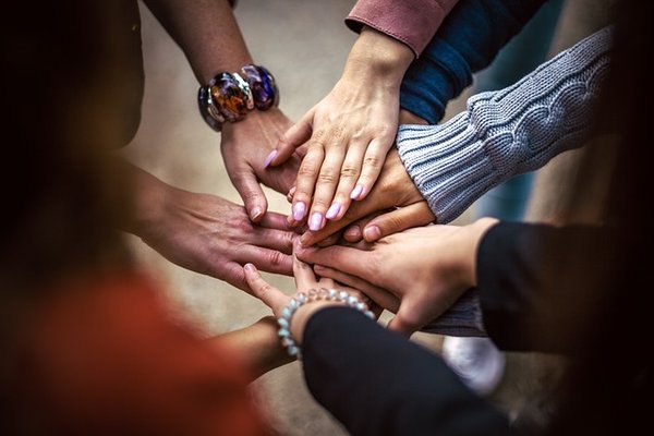 Team building à lyon : activités originales pour renforcer votre équipe